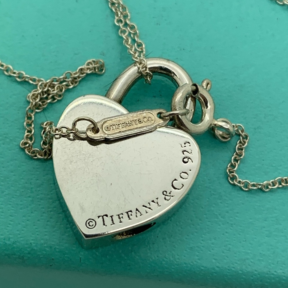 Tiffany&co 925 Lock Pendant On 16 Inches Chain